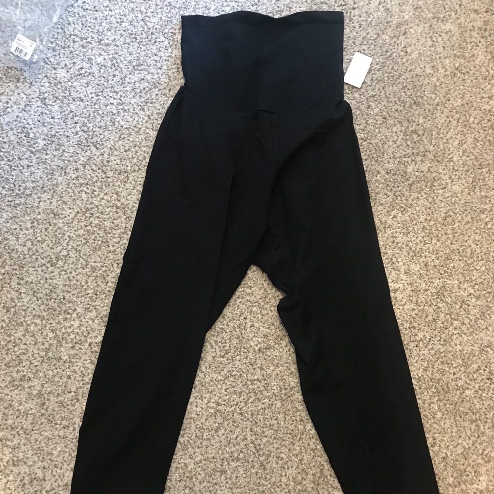 NWT Maternity Leggings